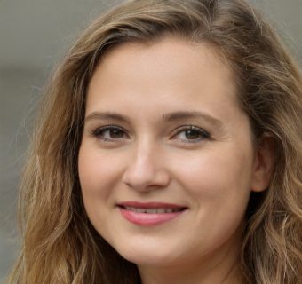 Daisy Howarth
